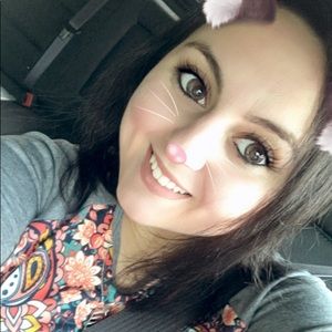 Meet your Posher, Kelli